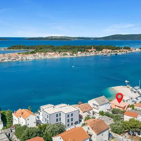 Beach Front Apartment In Brodarica With Lake View Brodarica (Sibenik-Knin)