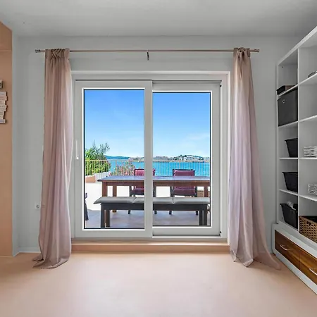 Beach Front Apartment In Brodarica With Lake View Brodarica (Sibenik-Knin)