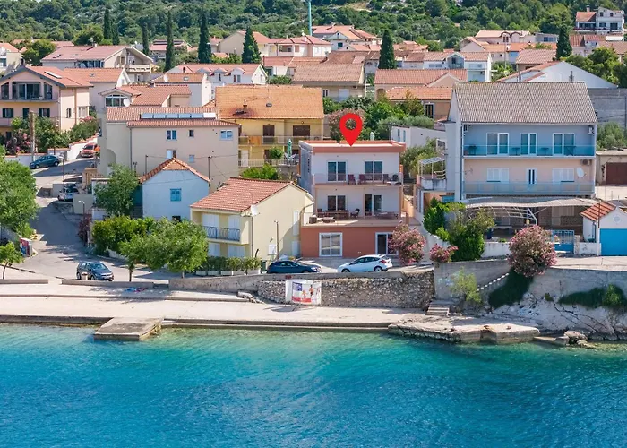 2 Bedroom In דירה