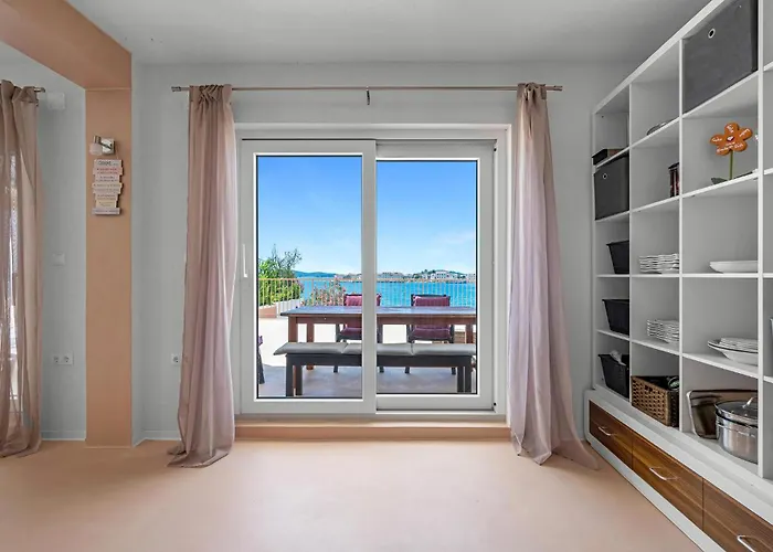 2 Bedroom In 布罗达里卡