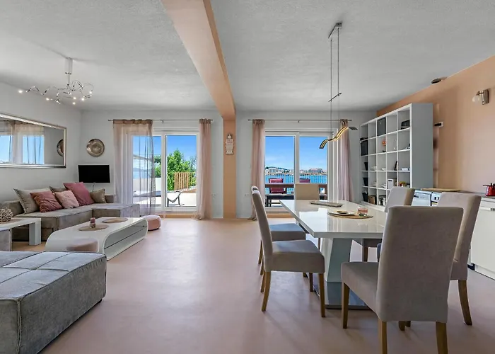 2 Bedroom In ברודאריצה