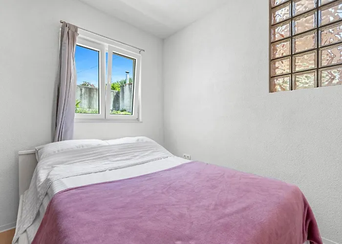 2 Bedroom In 公寓 *